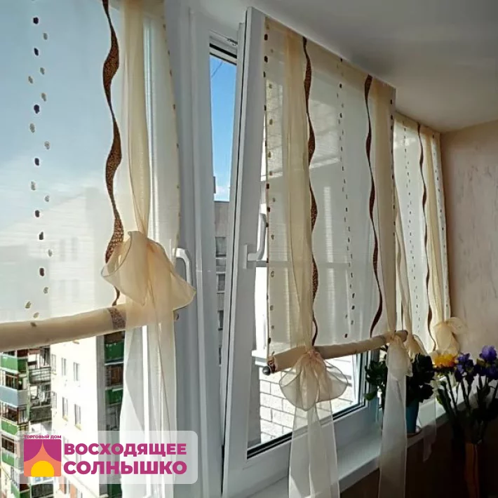 Подбираем шторы на кухню под цвет и текстуру мебели
